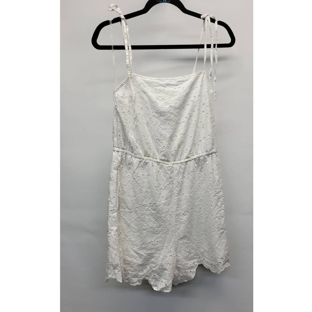 Speechless White Sleeveless Romper